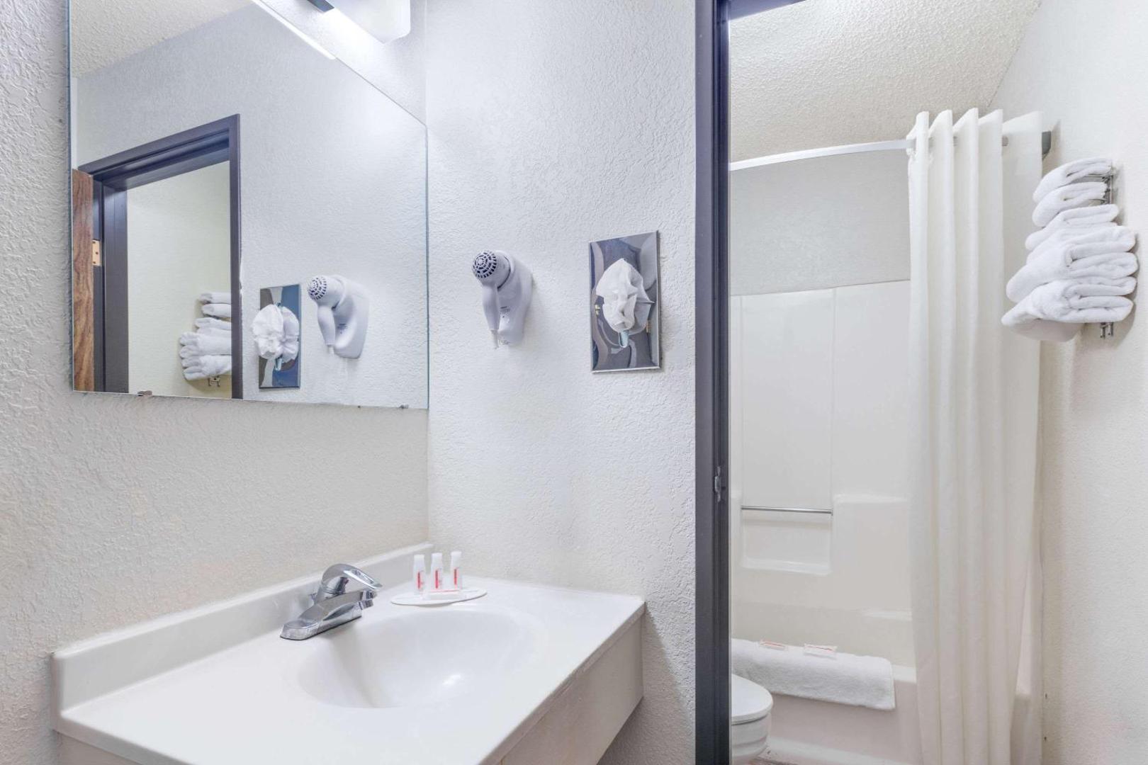 Kuva 10: Super 8 by Wyndham Lake Havasu City