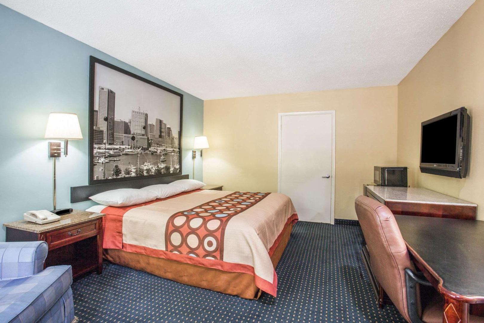 Kuva 10: Super 8 by Wyndham Camp Springs/Andrews AFB DC Area