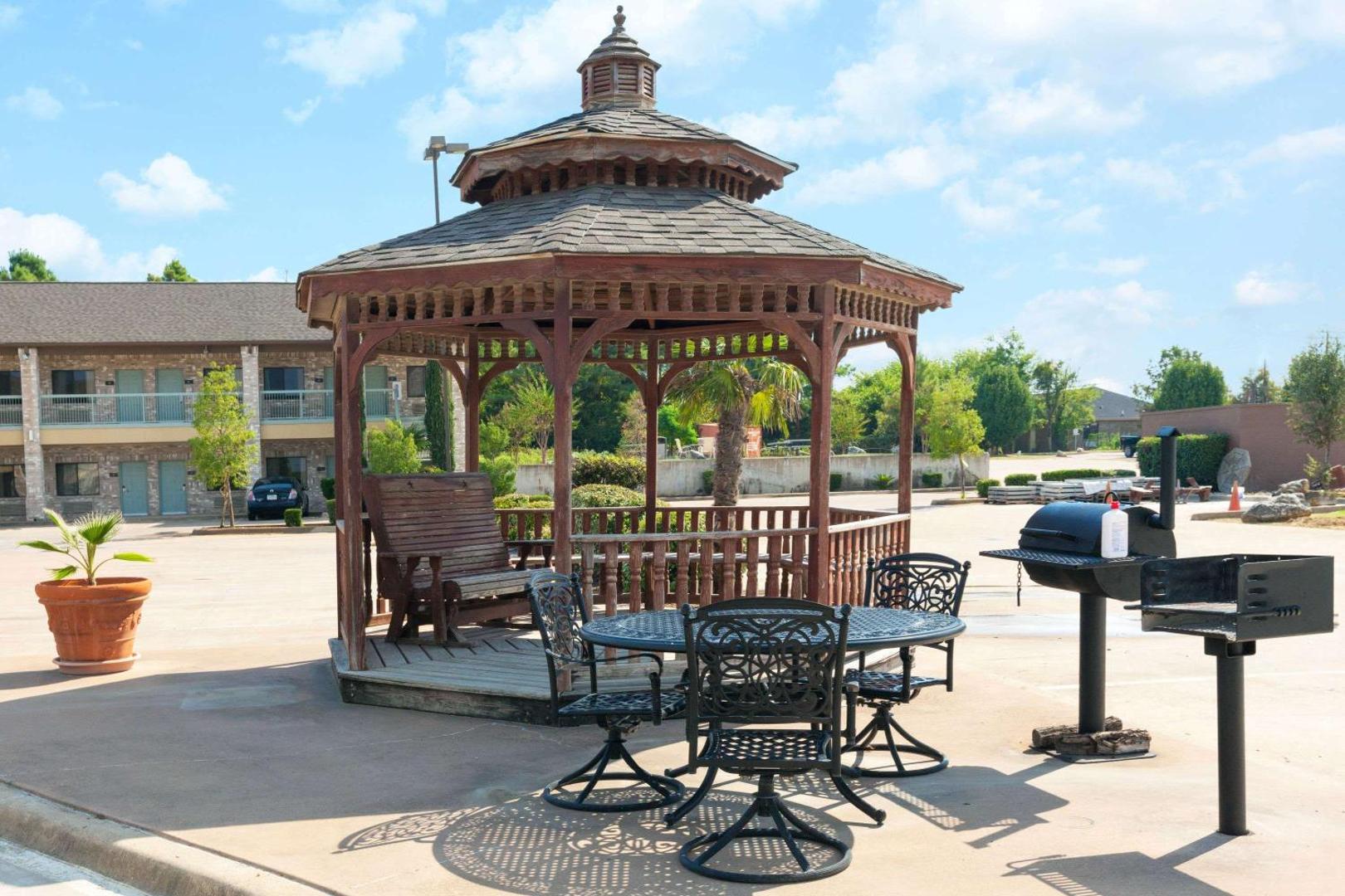 Bilde 9: Super 8 by Wyndham Fairfield Tx