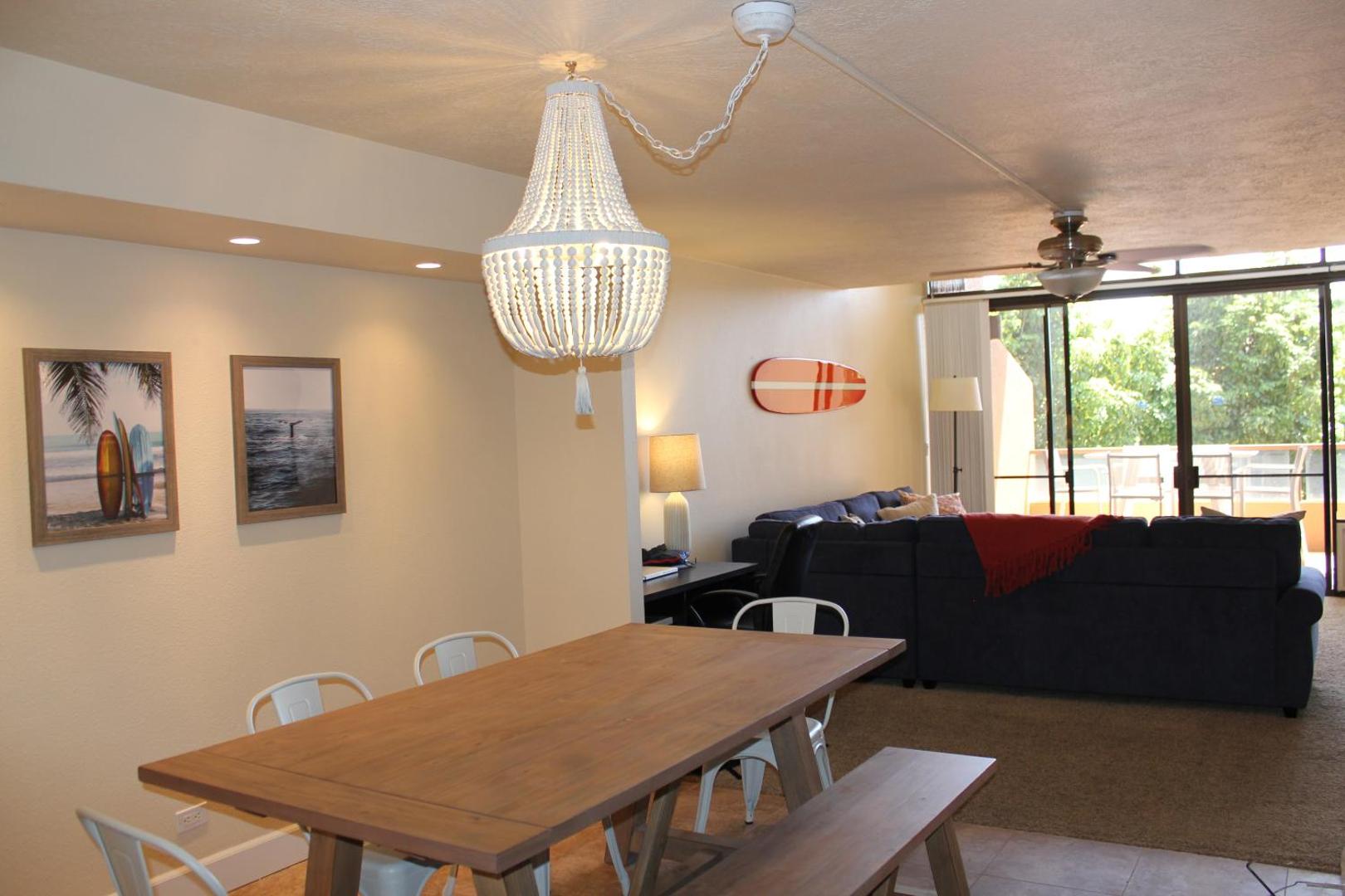 Photo 6 : Spacious & Modern Maui Condo Steps to the Beach!