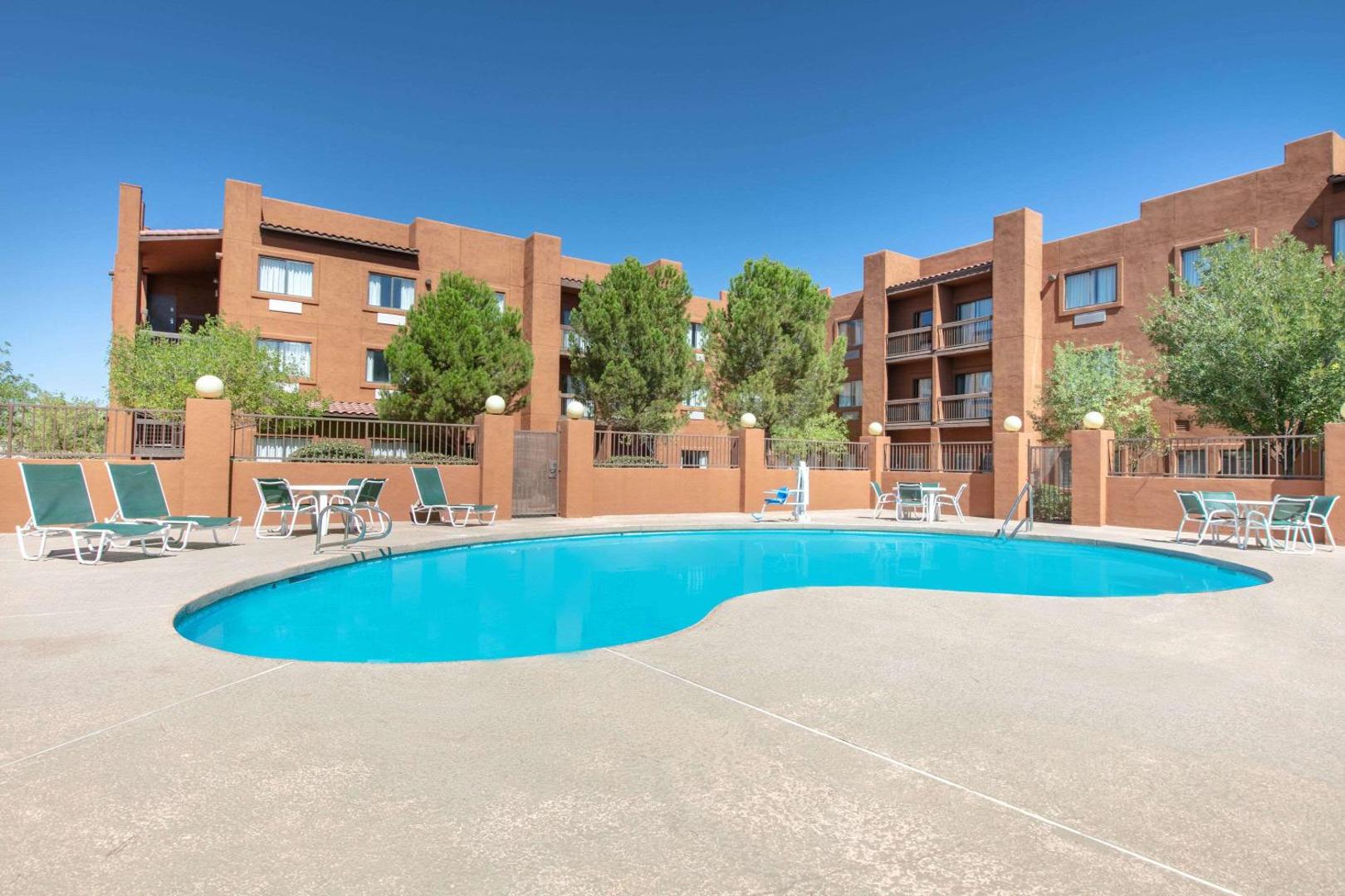 Foto 9: Super 8 by Wyndham Page/Lake Powell