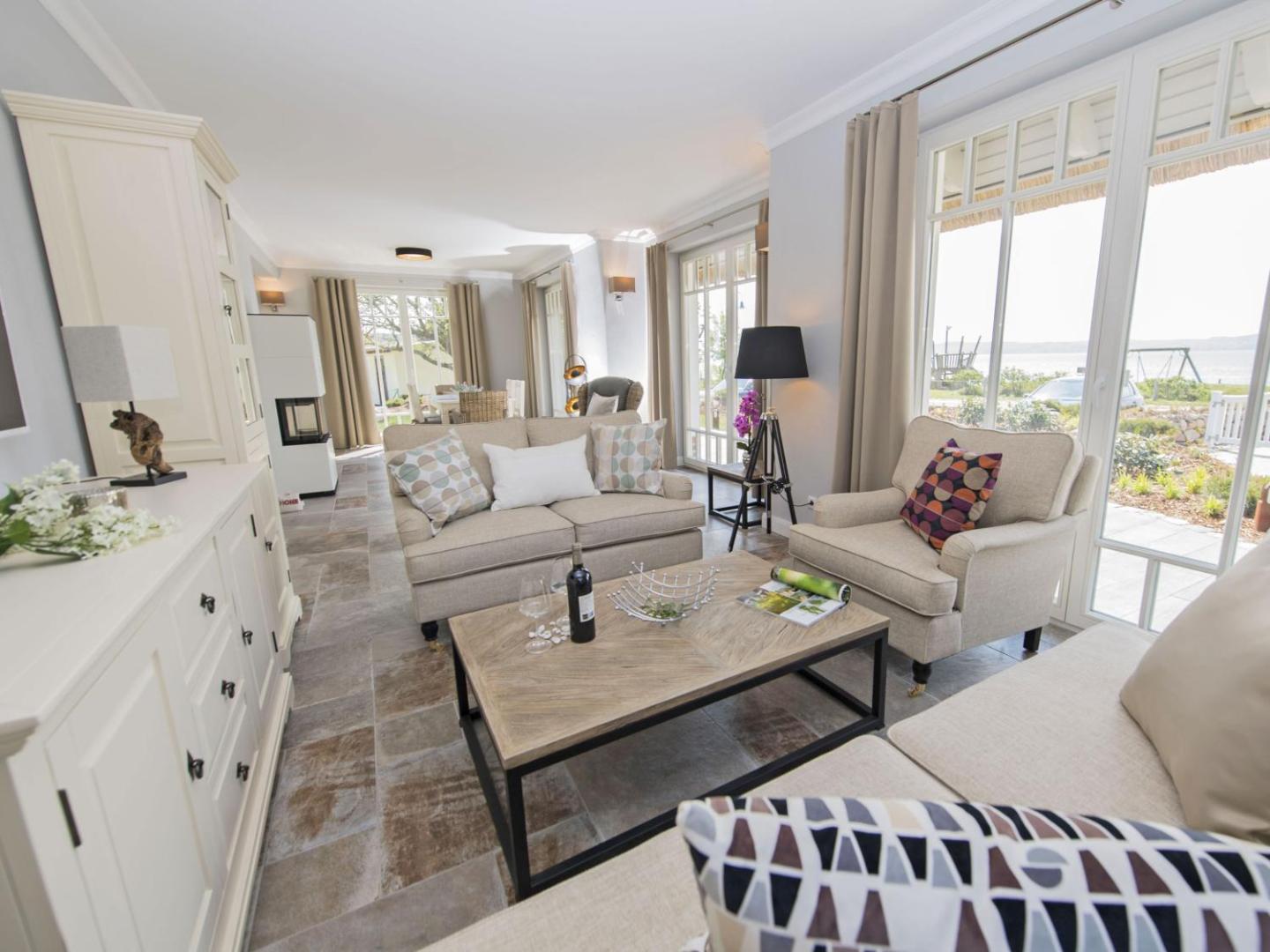 Bild 5: Reethus Reddevitz mit Kamin, Sauna, Terrasse, Boddenblick