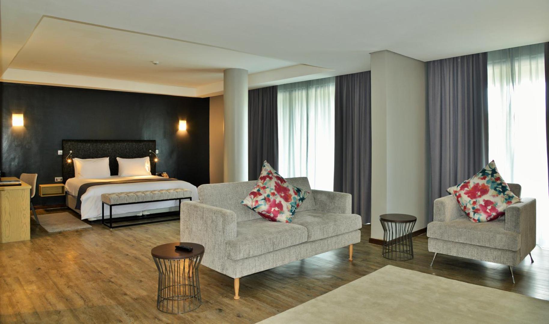Foto 5: EPIC Hotel & Suites