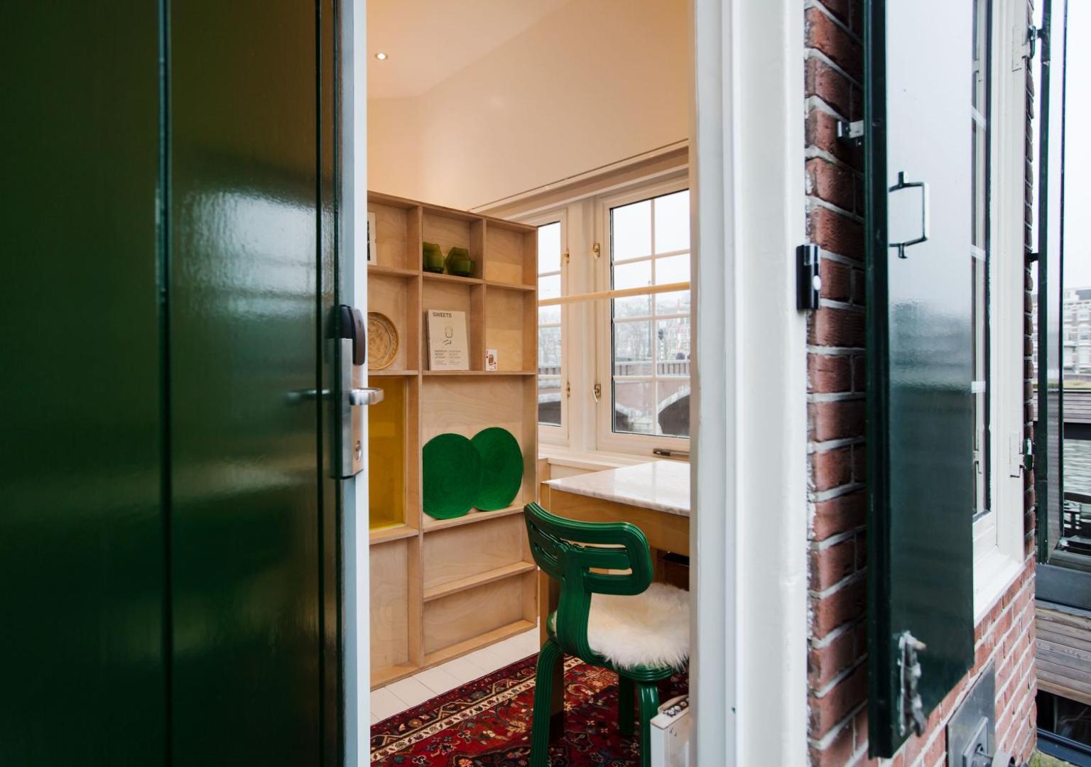 Kuva 3: SWEETS - Nieuwe Amstelbrug