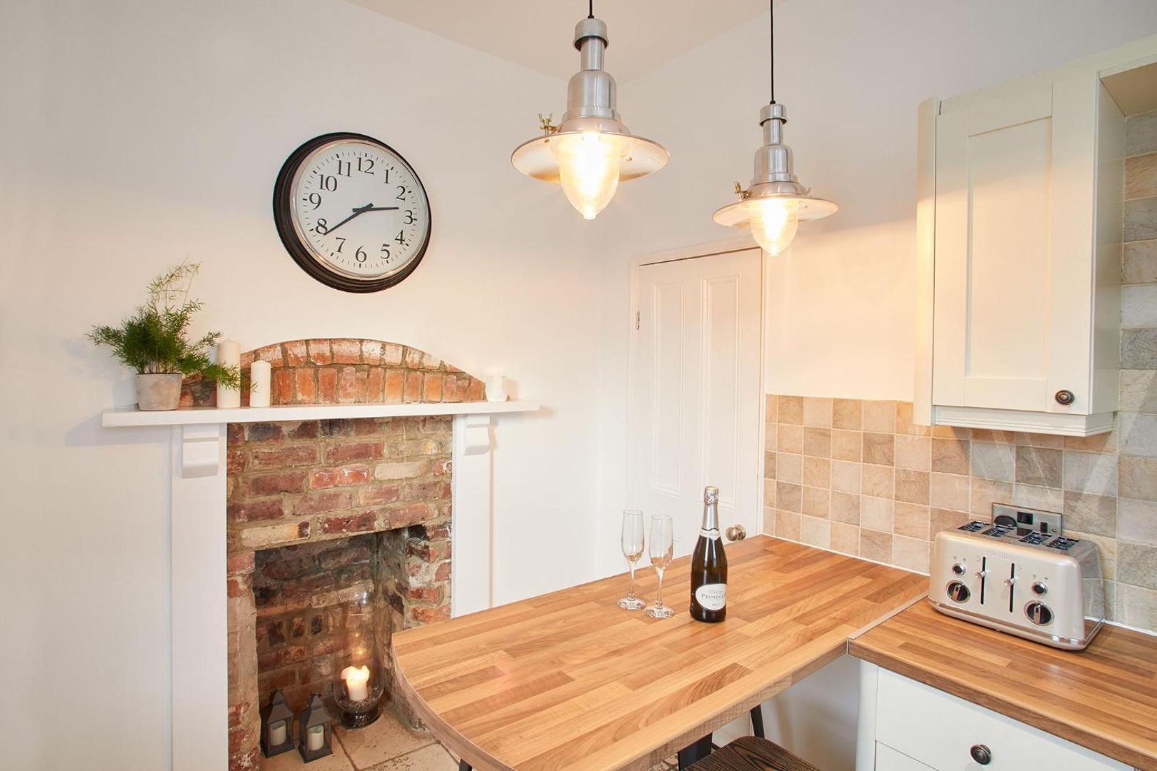 Photo 7 : Host & Stay - Windsor Cottage