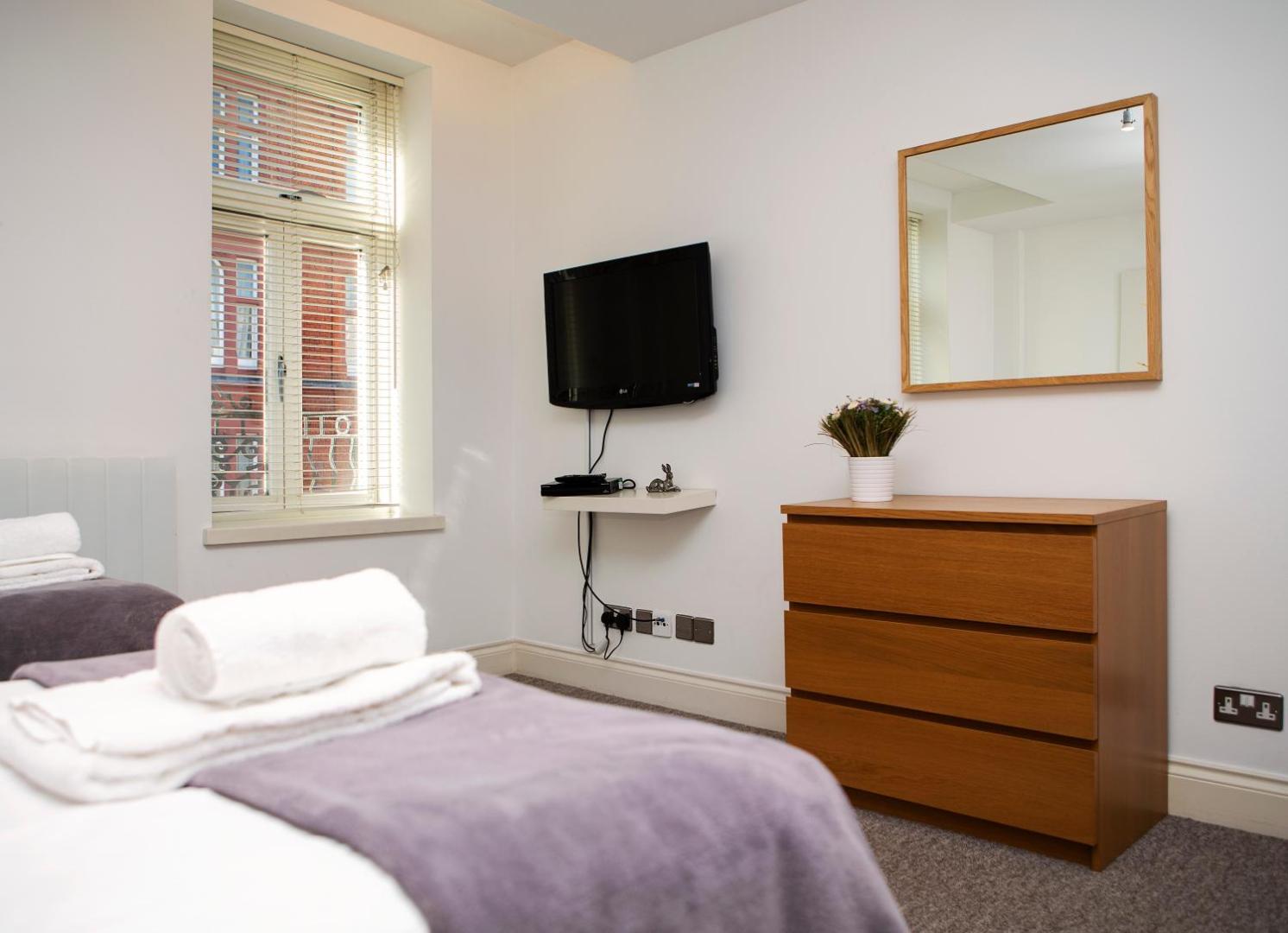 Foto 5: Apt 3, Trafalgar Sq Duplex, 3rd & 4th floor by Indigo Flats