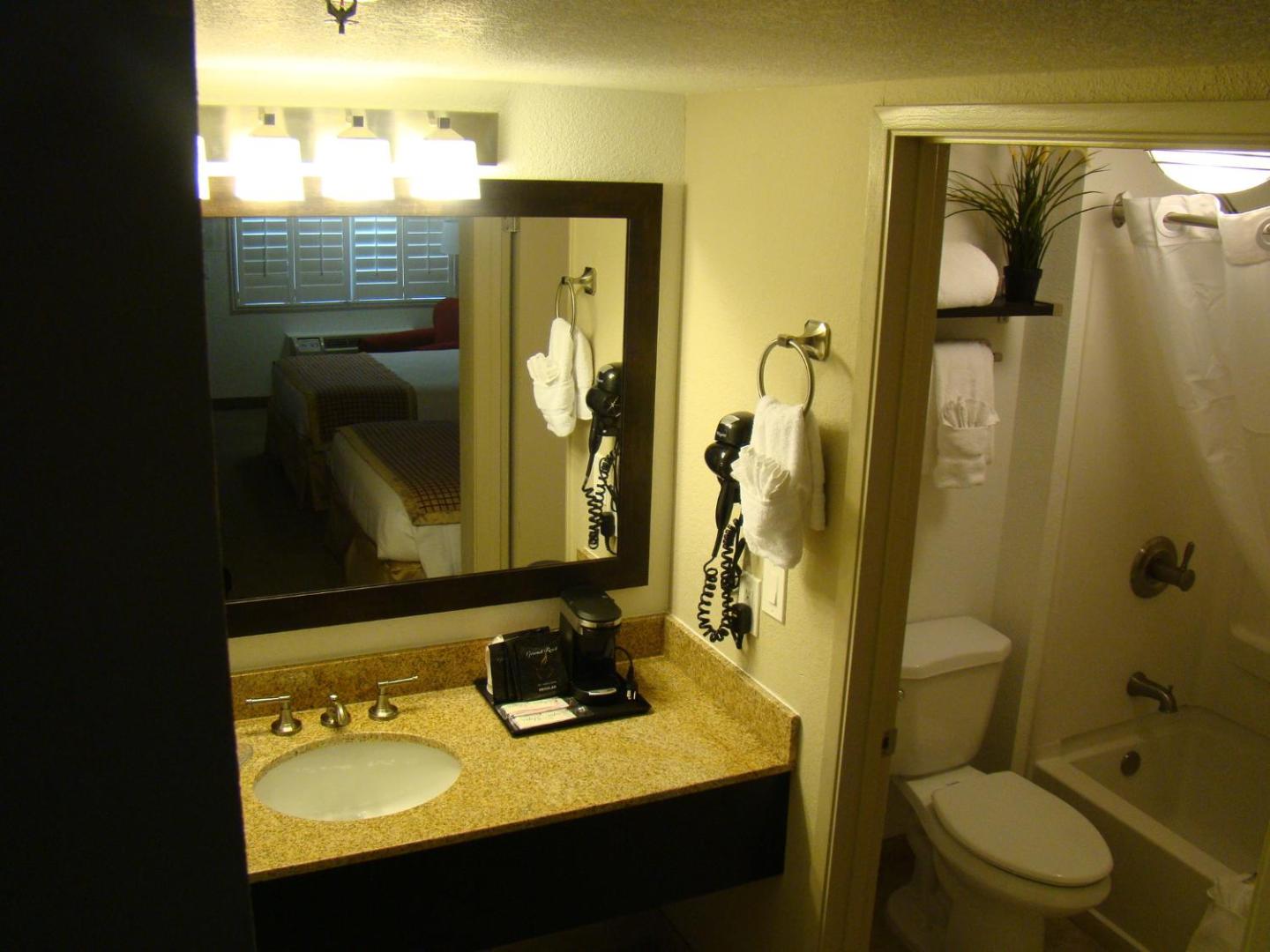 Photo 4 : Infinity Inn & Suites