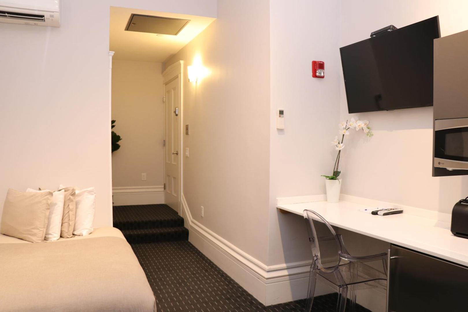 Foto 4: Charming & Stylish Studio on Beacon Hill #3