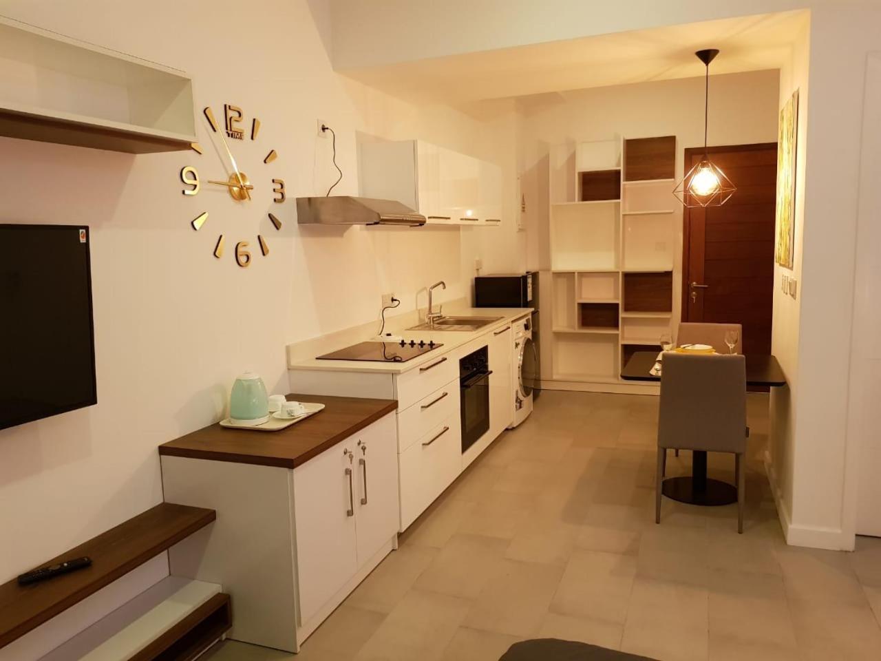 Фотография 2: Studio 103, Ebene Square