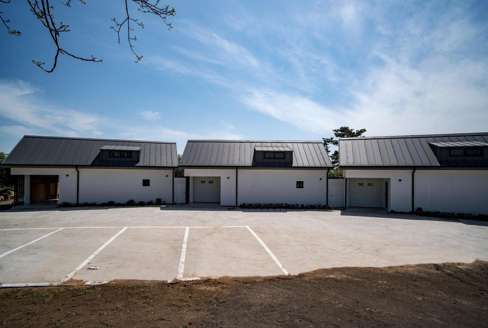 Foto 6: Built in Garage Jeju