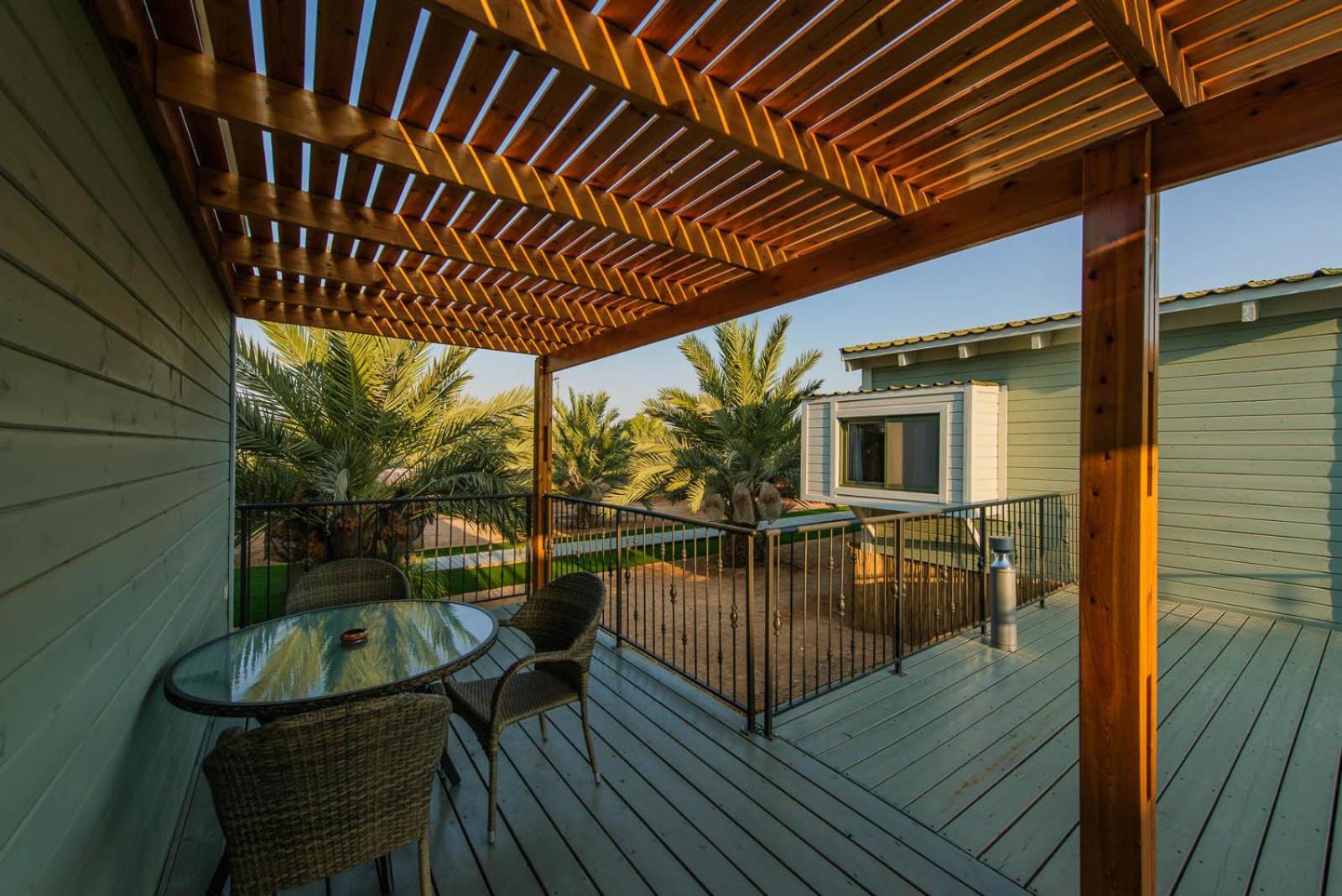 Kuva 7: Somewhere - Chalets in the Arava