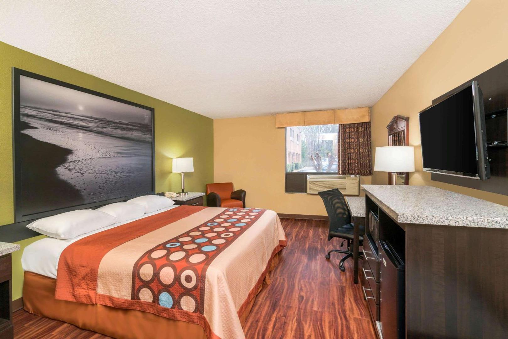 Foto 5: Super 8 by Wyndham Raleigh North East