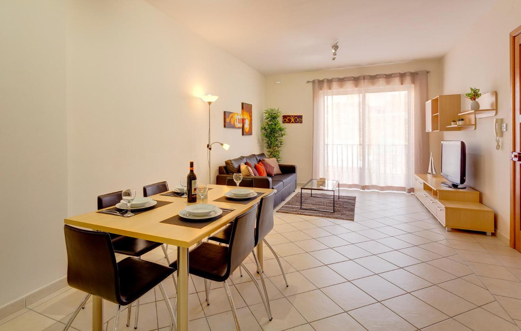 Photo 10 : Spacious, Top Location Sliema Apartment