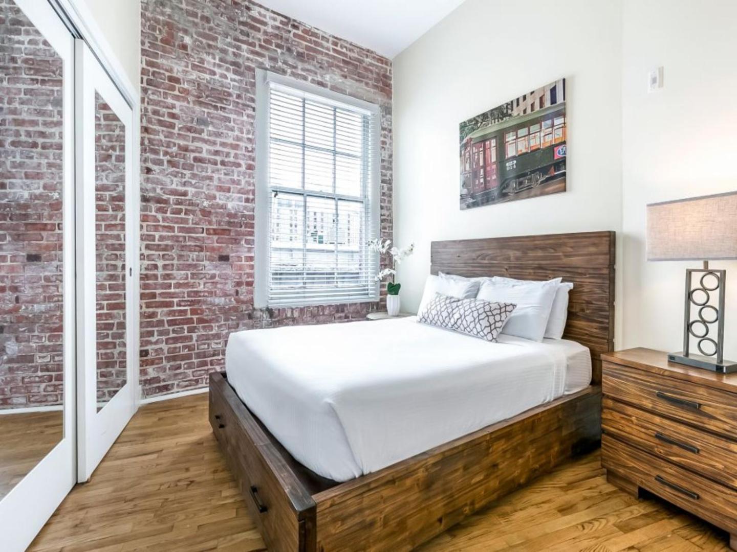 Foto 5: Spacious Condos - Close to NOLA Art & Culture