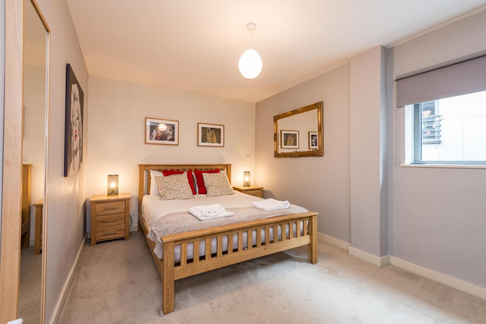 Foto 9: Host & Stay - York Place Apt