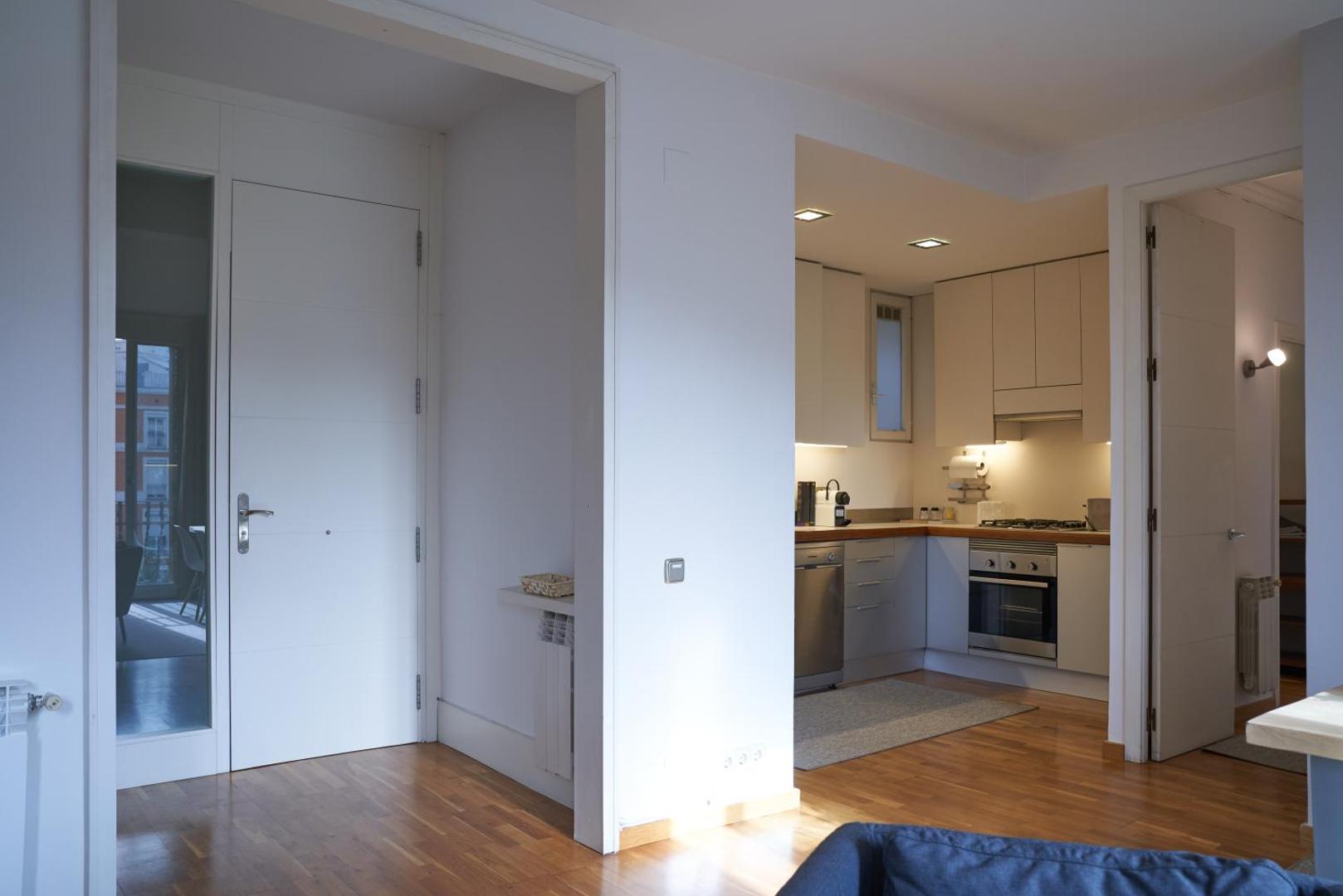Spacious & Comfortable flat in centric Eixample photo 6