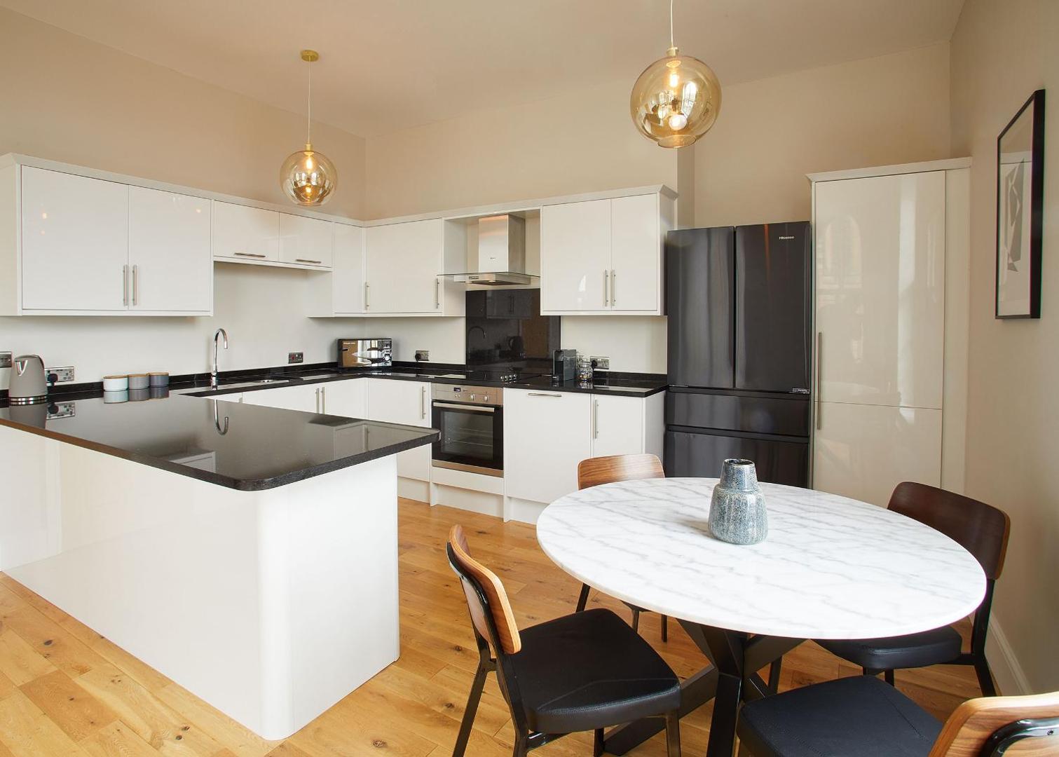 Kuva 2: Host & Stay - Artsbank Apartment