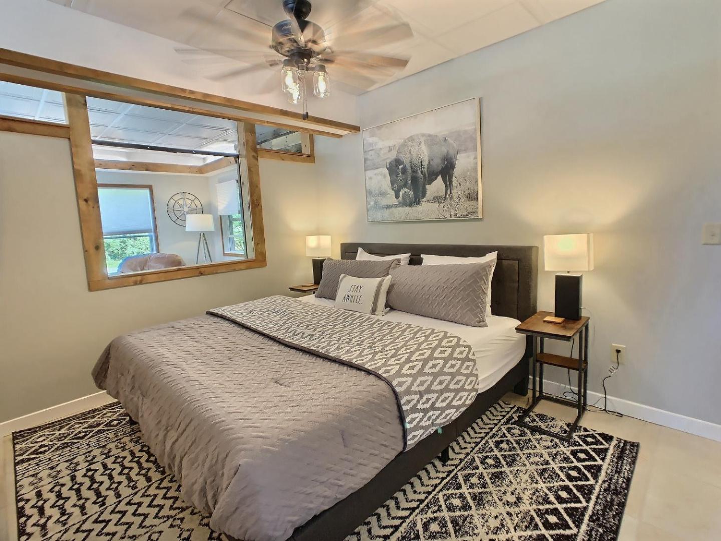 Fotografie 6: The Maples Apt - King Bed, Pet Friendly, Beautiful Views