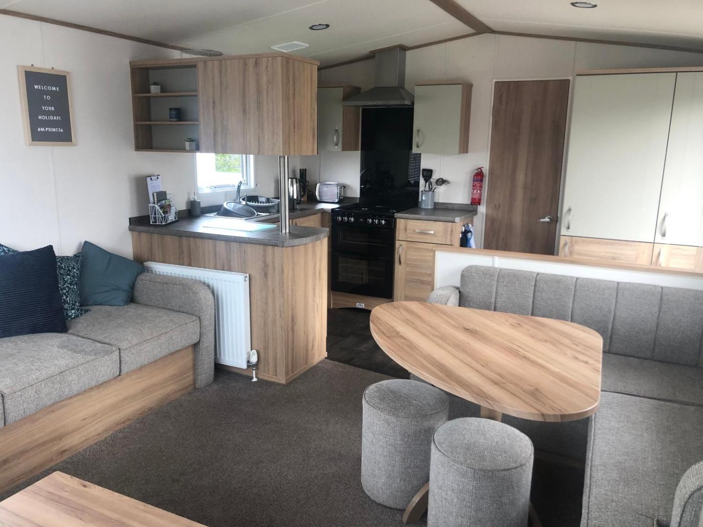 Fotografia 3: MPoint36 at Tattershall Lakes Hot Tub Lake Views 3 Bedrooms