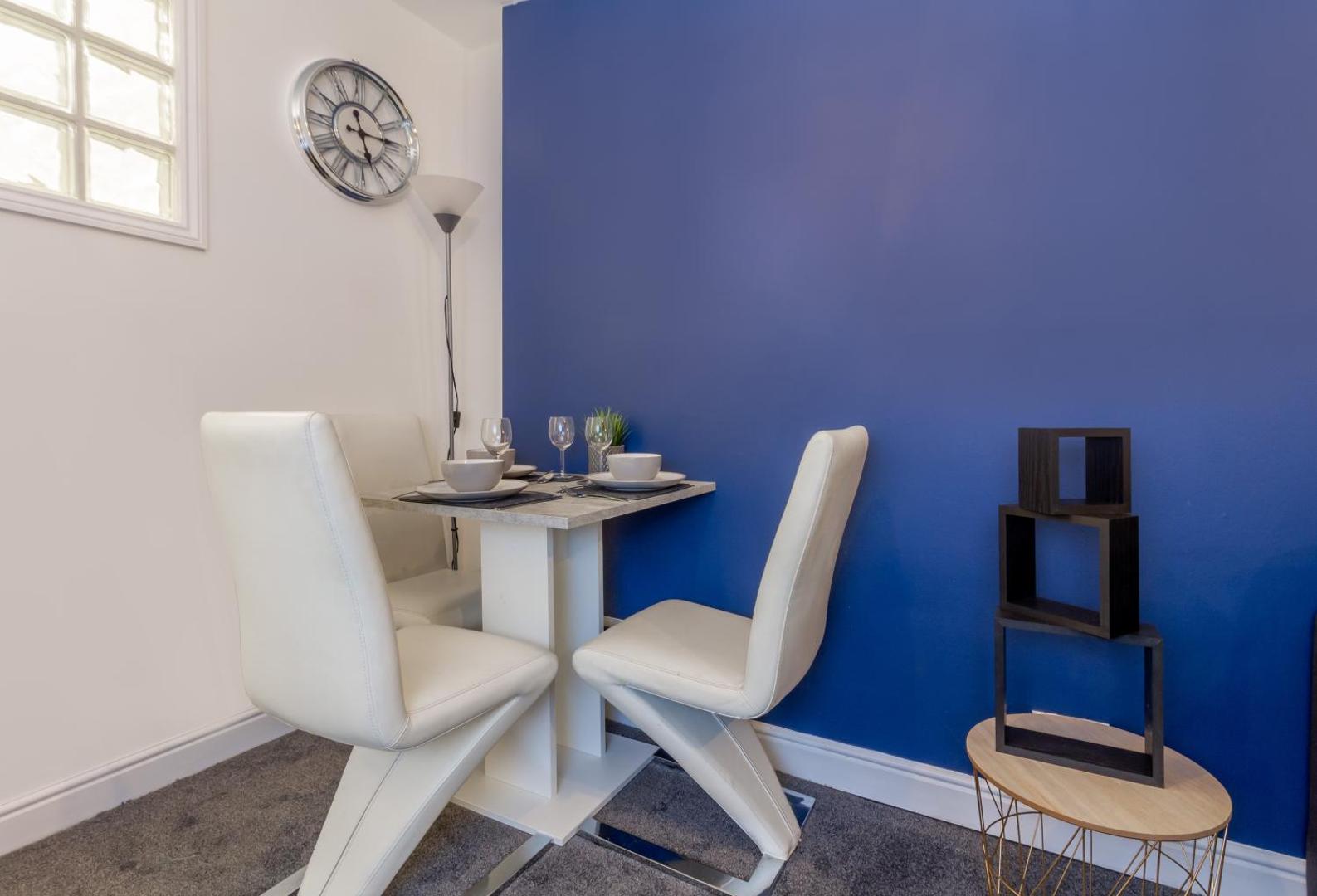 Kuva 8: Host & Stay - New Street Suite