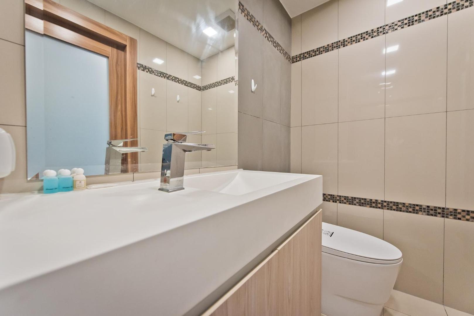 Foto 6: CONVENIENT Studio in Laguna Beach Resort 2.