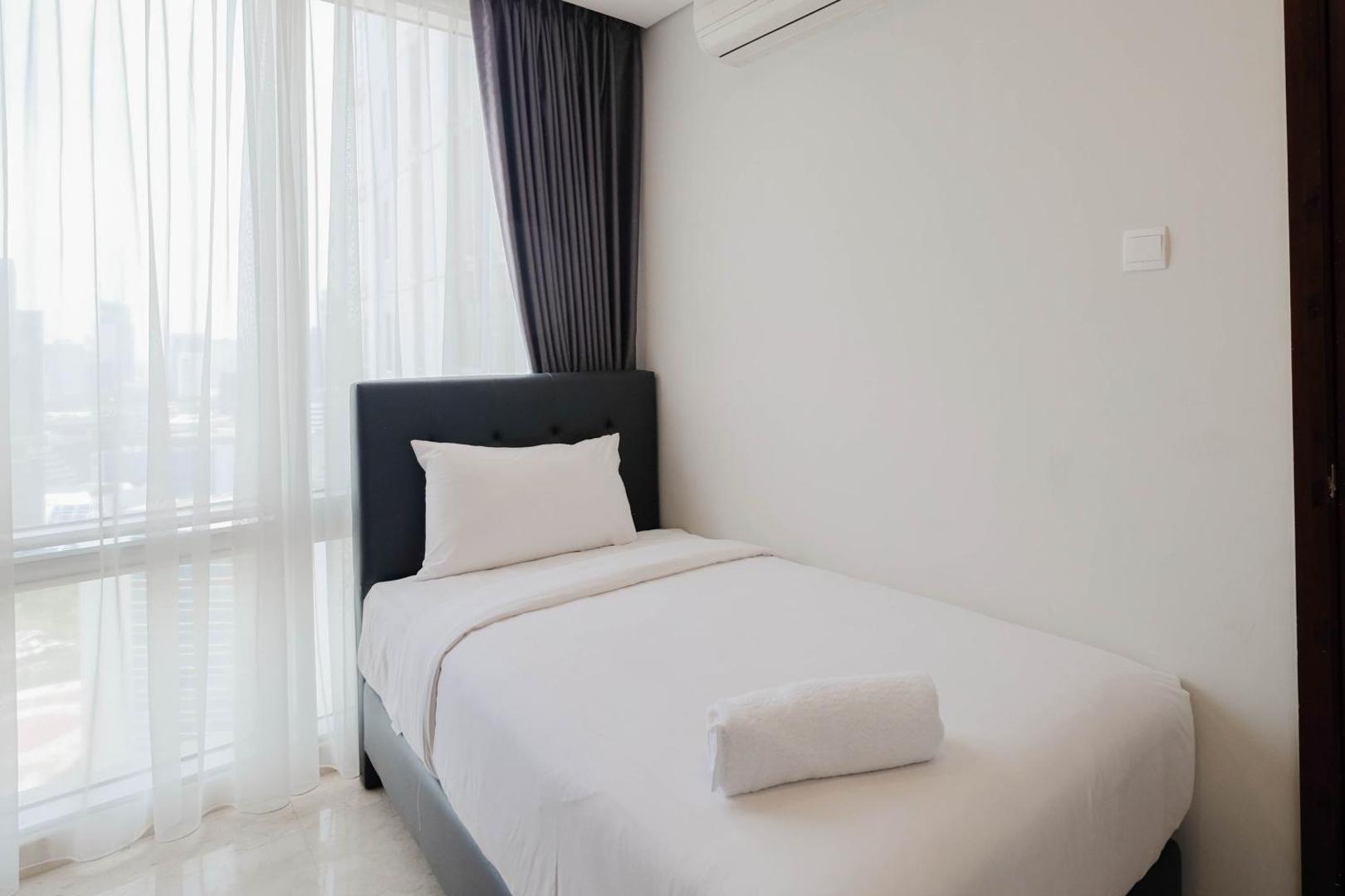 Foto 2: Spacious 2BR at Empyreal The Epicentrum Kuningan Apartment By Travelio