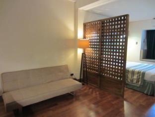 Foto 3: Microtel by Wyndham South Forbes near Nuvali