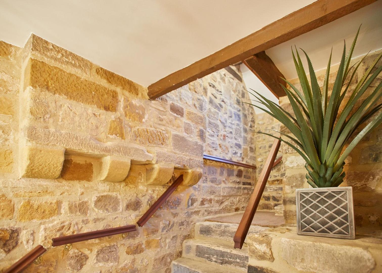 Zdjęcie 7: Host & Stay - The Coach House