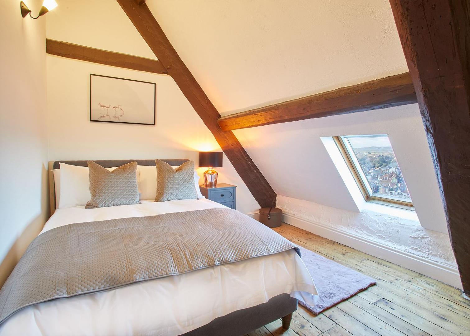 Zdjęcie 10: Host & Stay - The Coach House