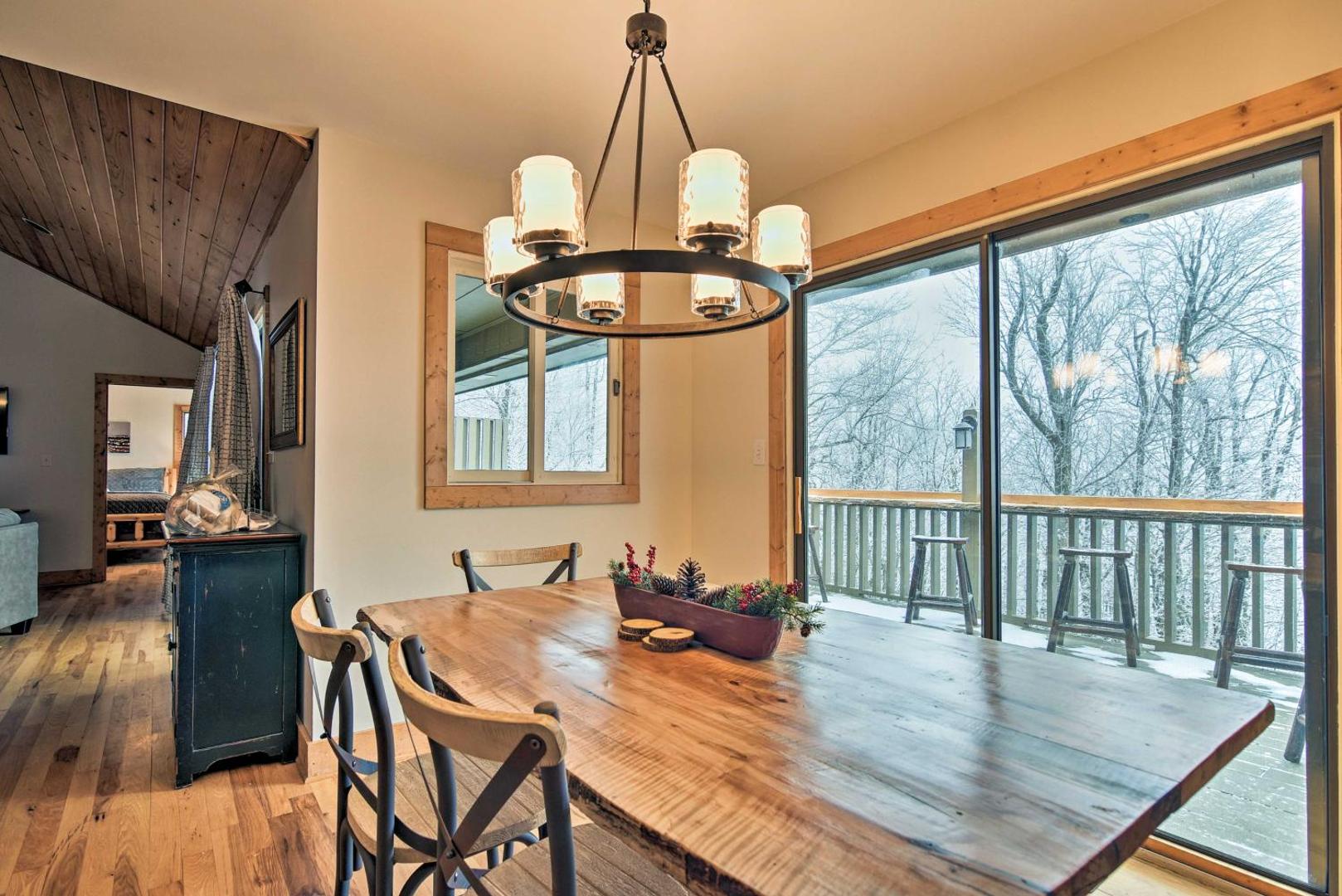 Zdjęcie 8: Cabin w/ Fireplace & Mountain Views: 5 Mi to Boone