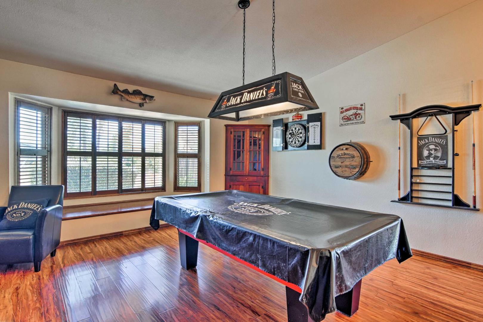 Bild 10: Pool, Bar and Game Room Red Mountain Mesa Oasis