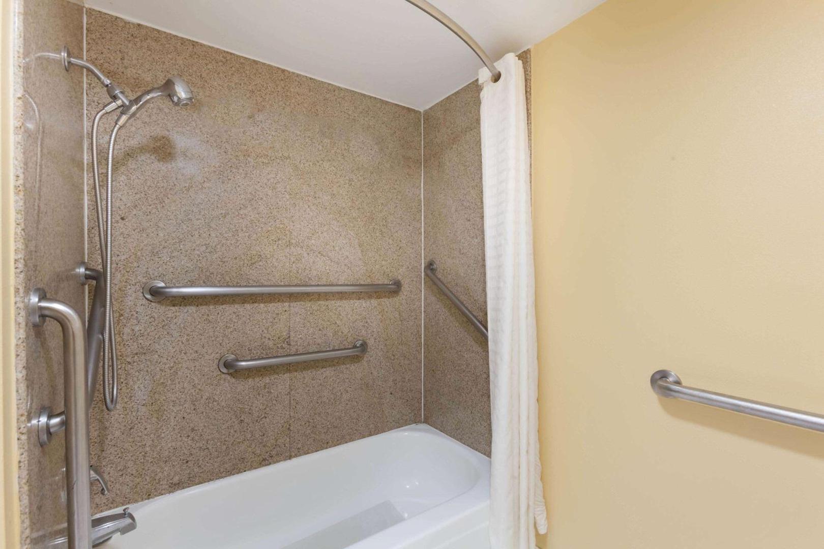 Foto 7: Super 8 by Wyndham Jacksonville AR