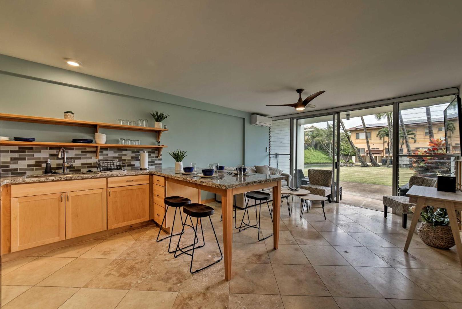 Foto 8: Condo with Lanai at Beginning of Road to Hana!