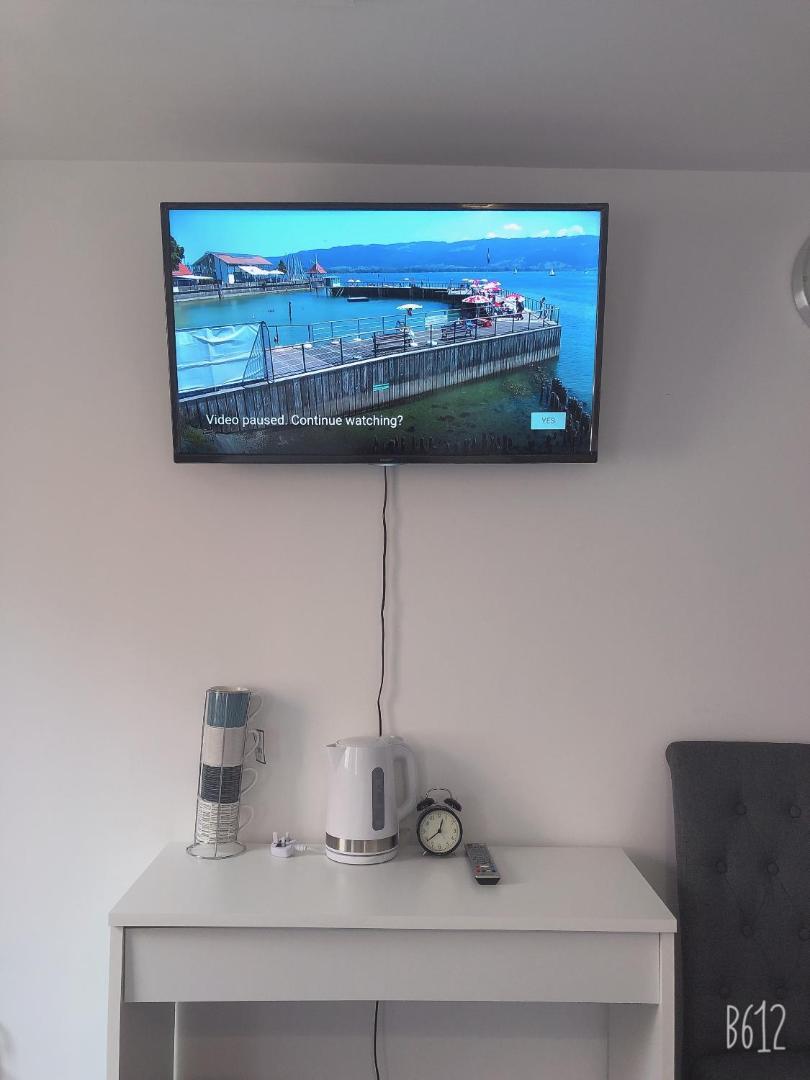 Flat 1 - Entire Modern Studio with en-suite and free Parking close to QMC, City centre & Notts Uni的照片9