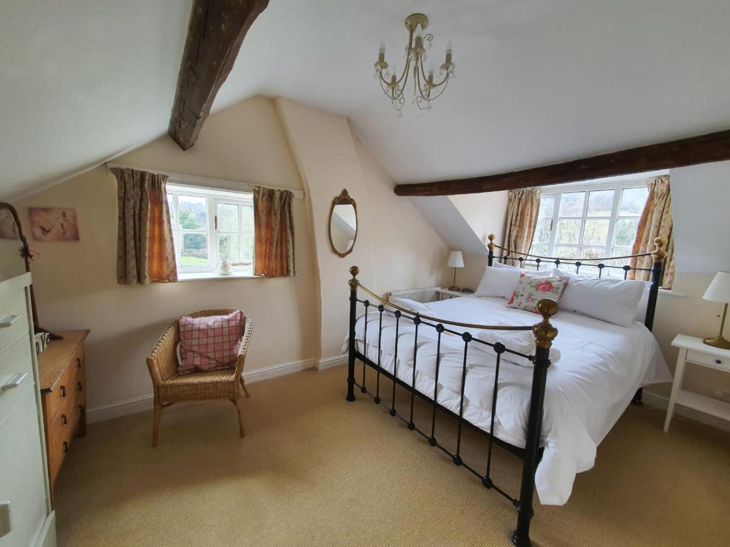 Foto 10: Host & Stay - Greengate Cottage