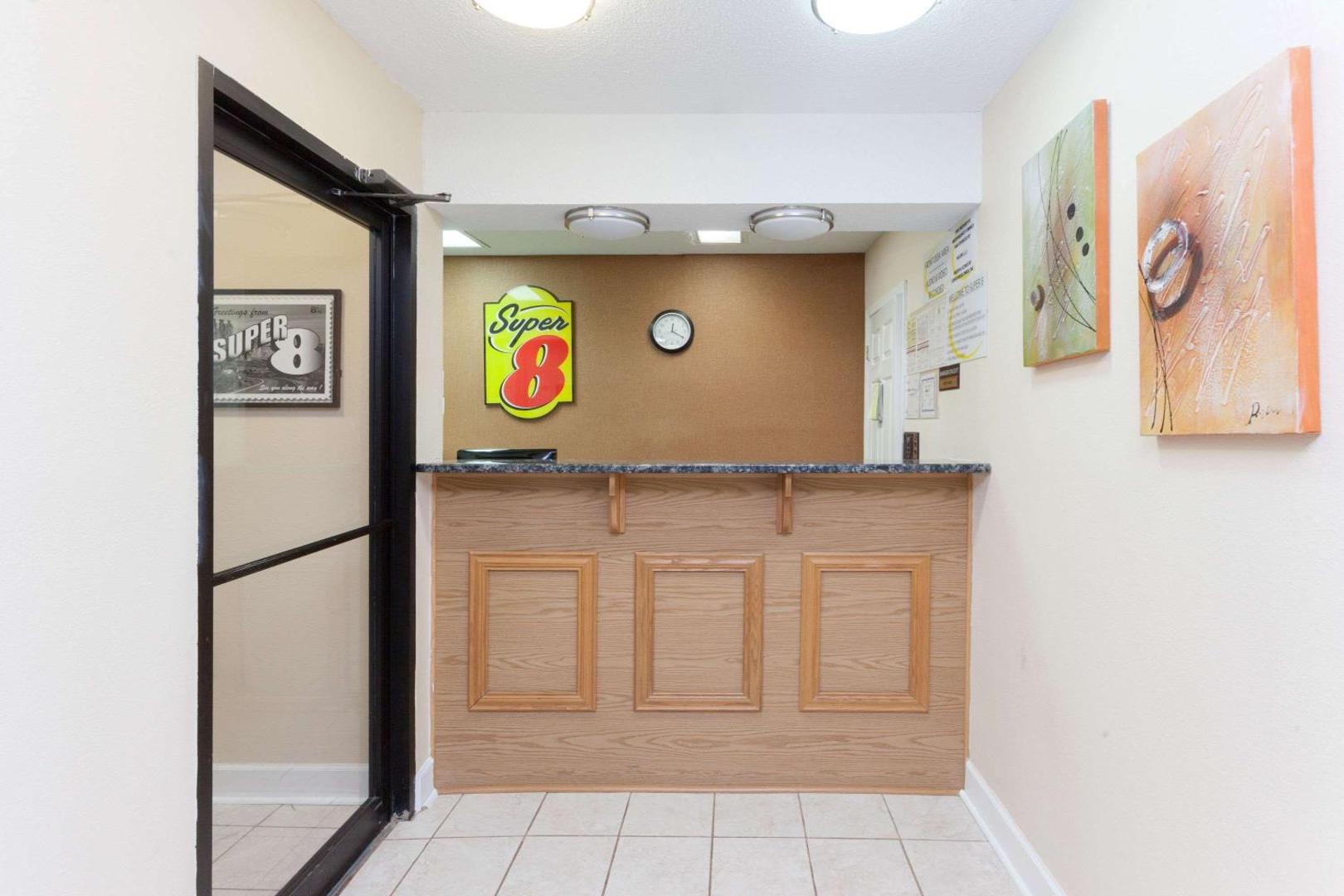 Kuva 10: Super 8 by Wyndham Decatur/Dntn/Atlanta Area