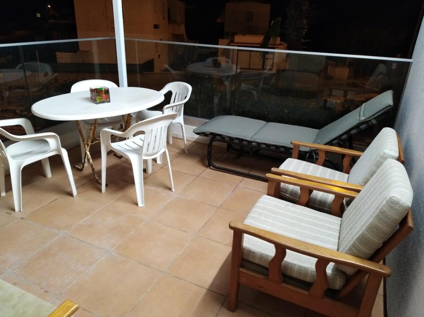 Фотография 4: Larnaca, Pervolia 1 bedroom seaside apartment
