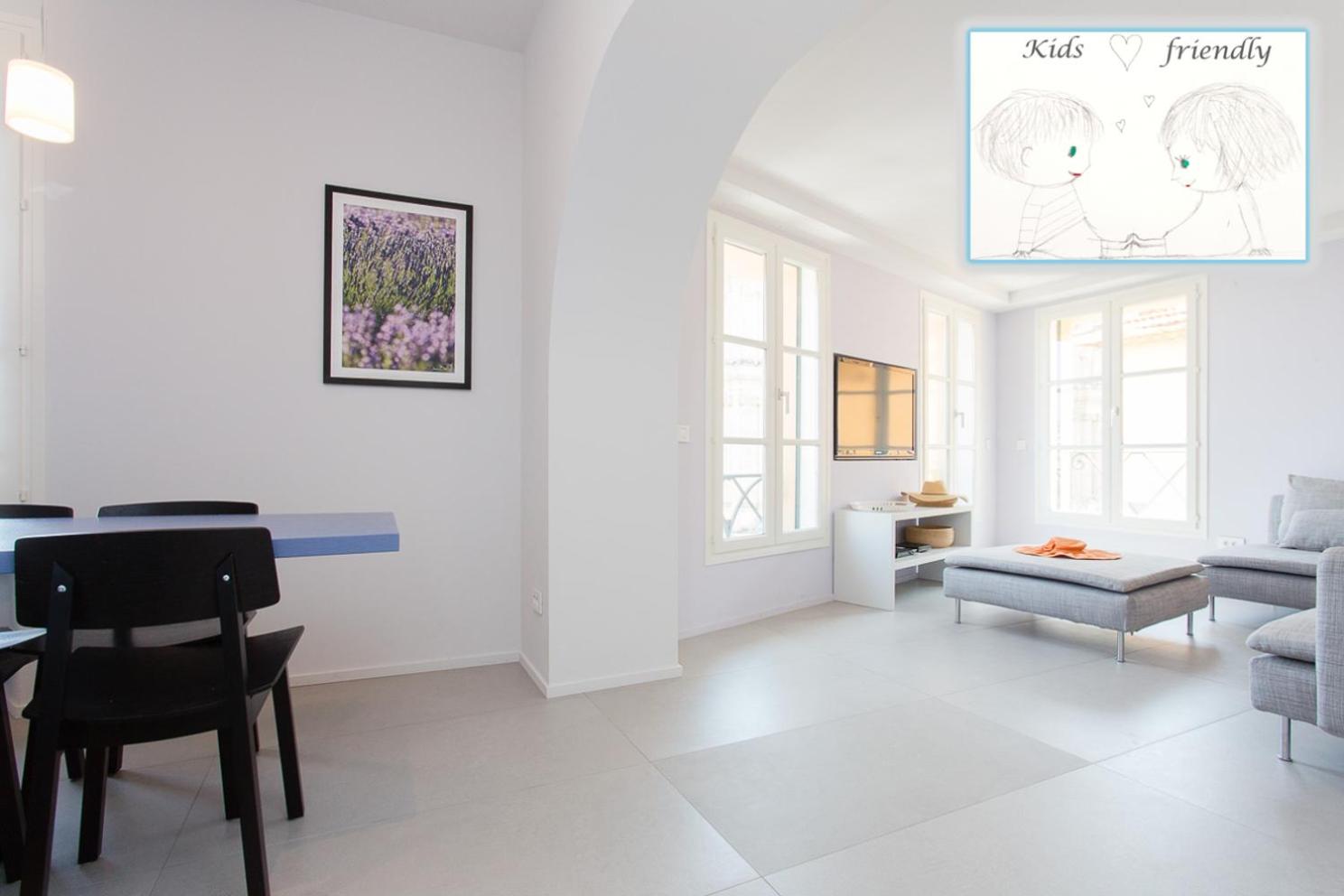 Foto 5: Pure & chic 2beds/2baths in centre!