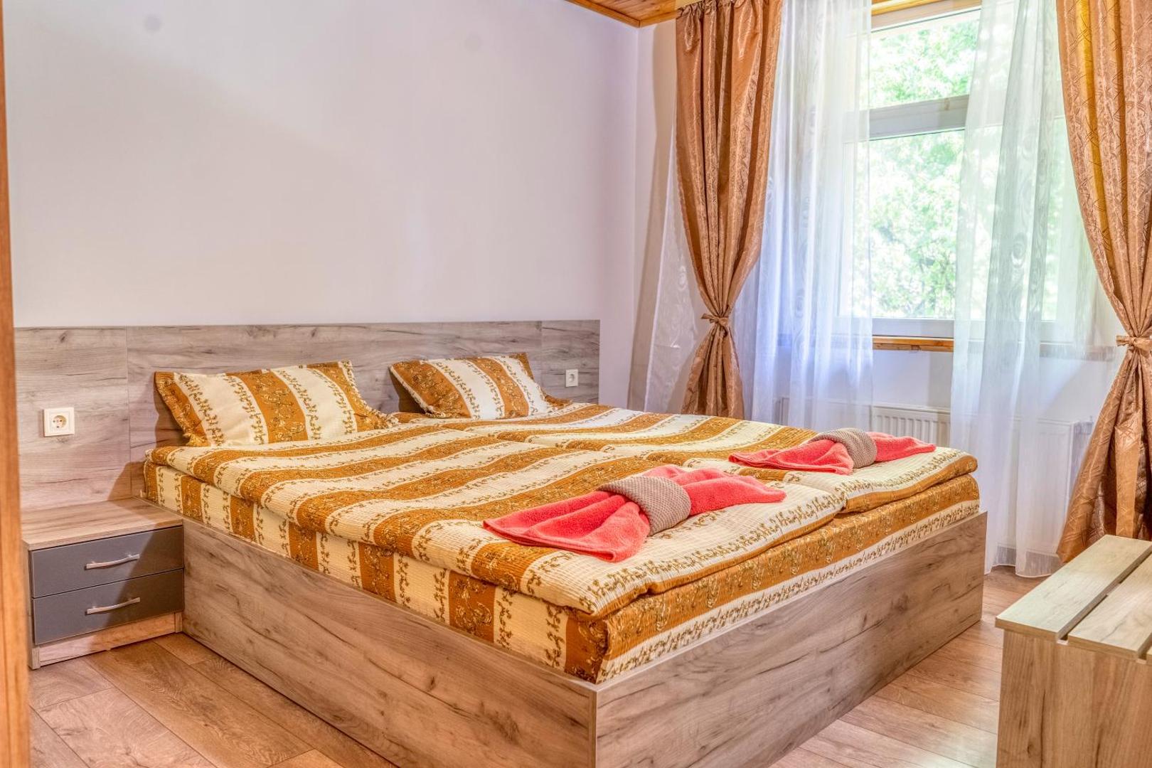 Kuva 8: Крушун - Единствена на метри от водопадите, Krushun - The only stay just meters from the waterfalls