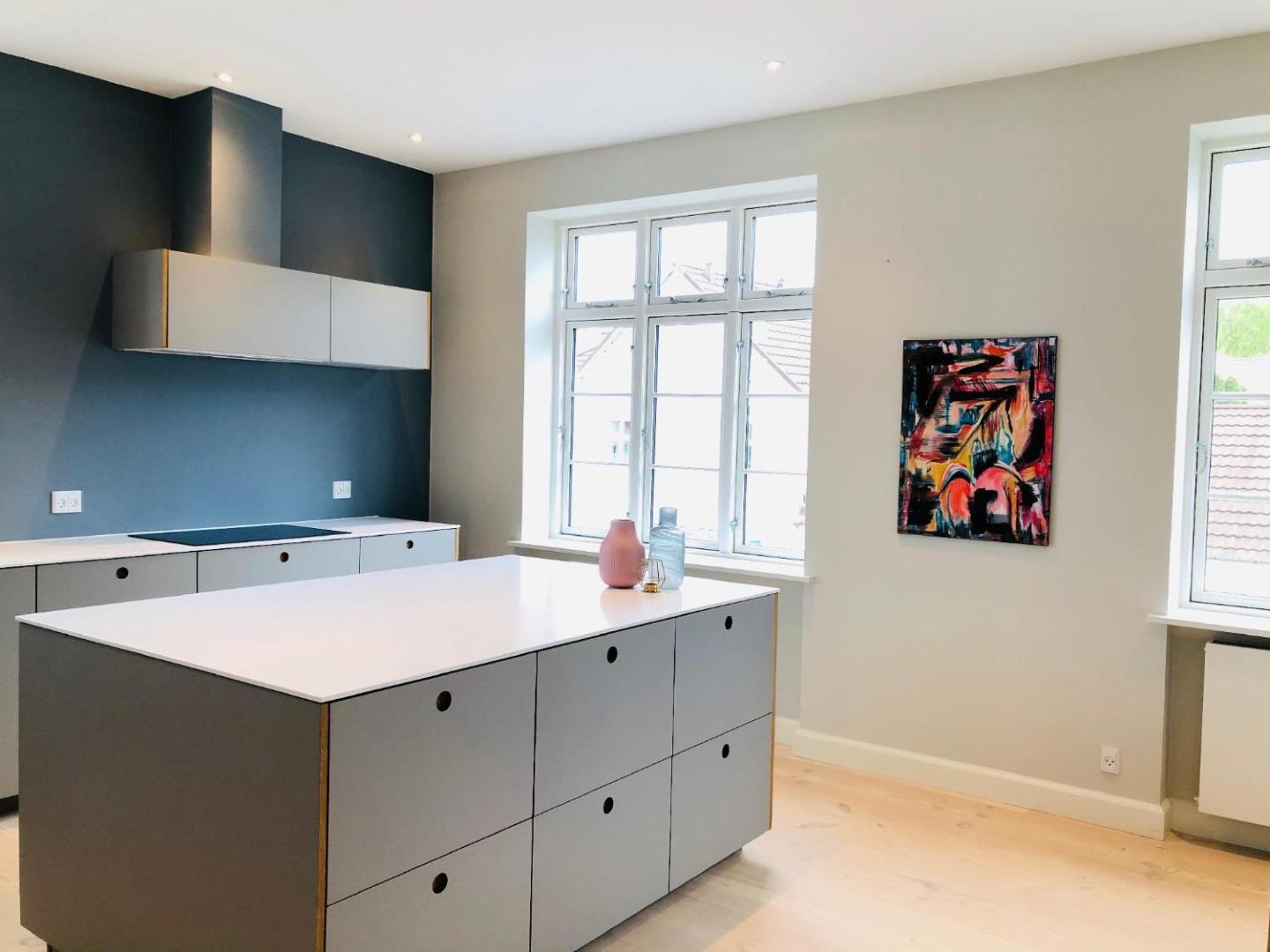 Zdjęcie 8: aday - 4 Bedroom - Modern Living Apartment - Aalborg
