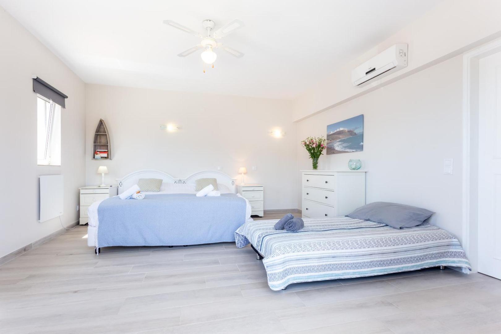Bilde 4: Mariners (5) - Bright and stylish apartment - walk to the beach