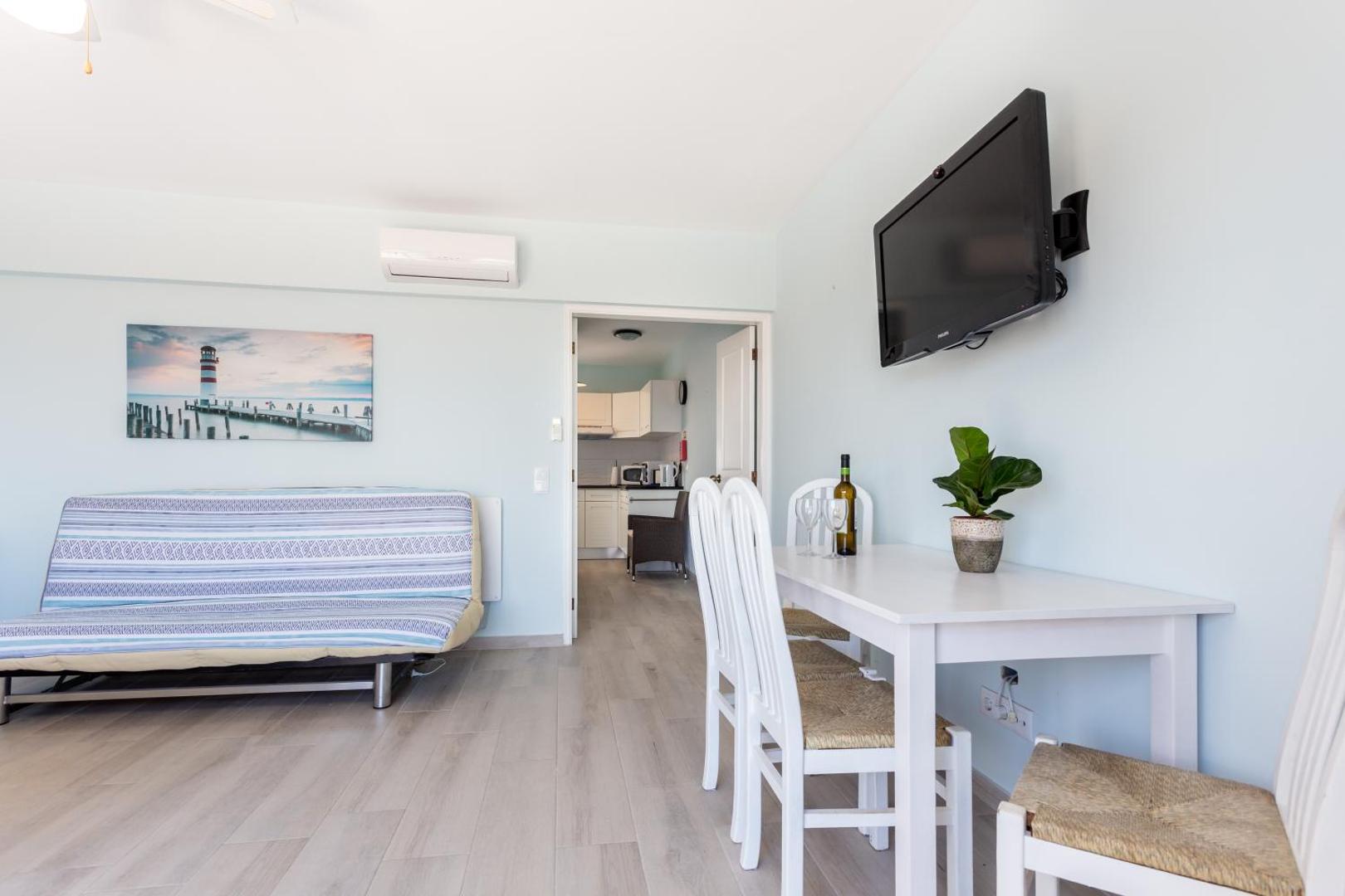 Fotografia 8: Mariners (2) - Bright and stylish apartment - walk to the beach
