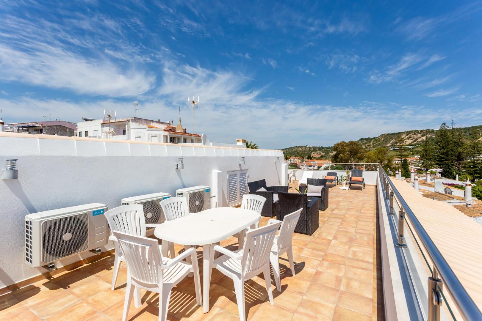 Photo 10 : Mariners (3) - Bright and stylish apartment - 2 minute walk to the beach