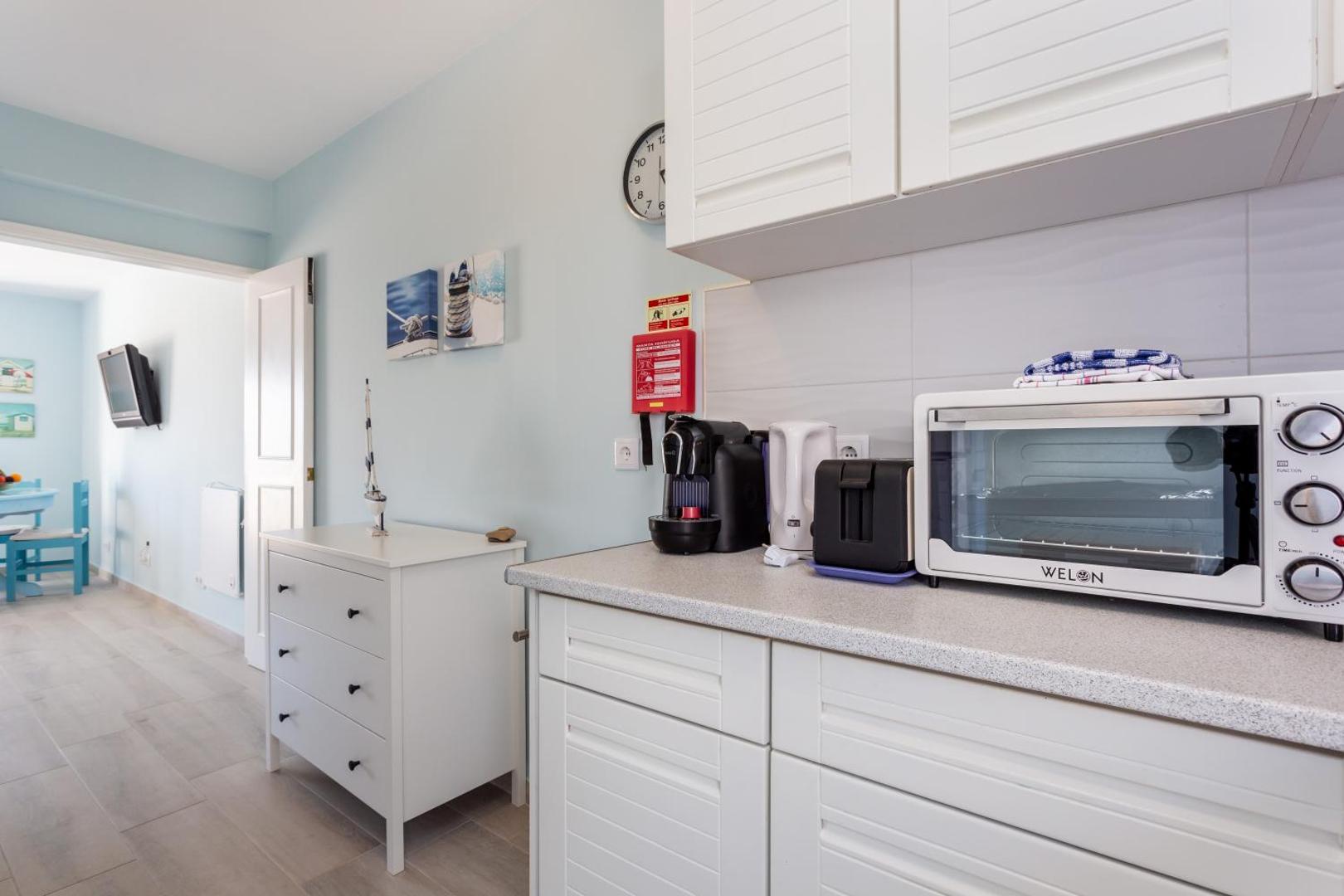 Photo 7 : Mariners (3) - Bright and stylish apartment - 2 minute walk to the beach