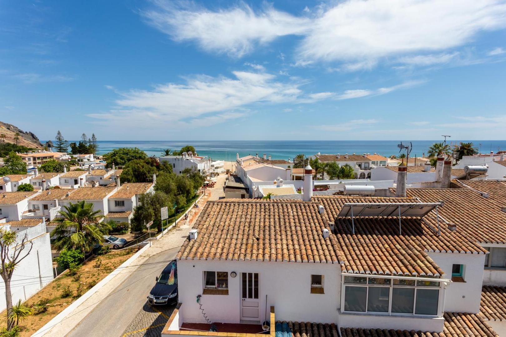 Photo 4 : Mariners (3) - Bright and stylish apartment - 2 minute walk to the beach