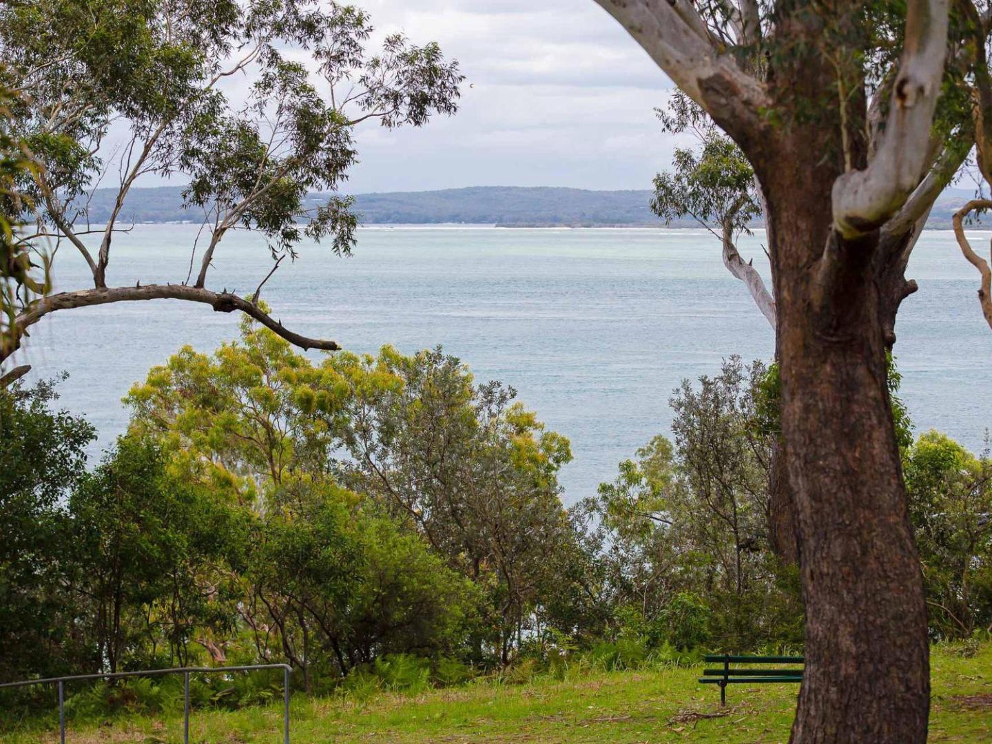 Foto 9: Sailfish, 4,46 Magnus Street- Unit with water views and close to town
