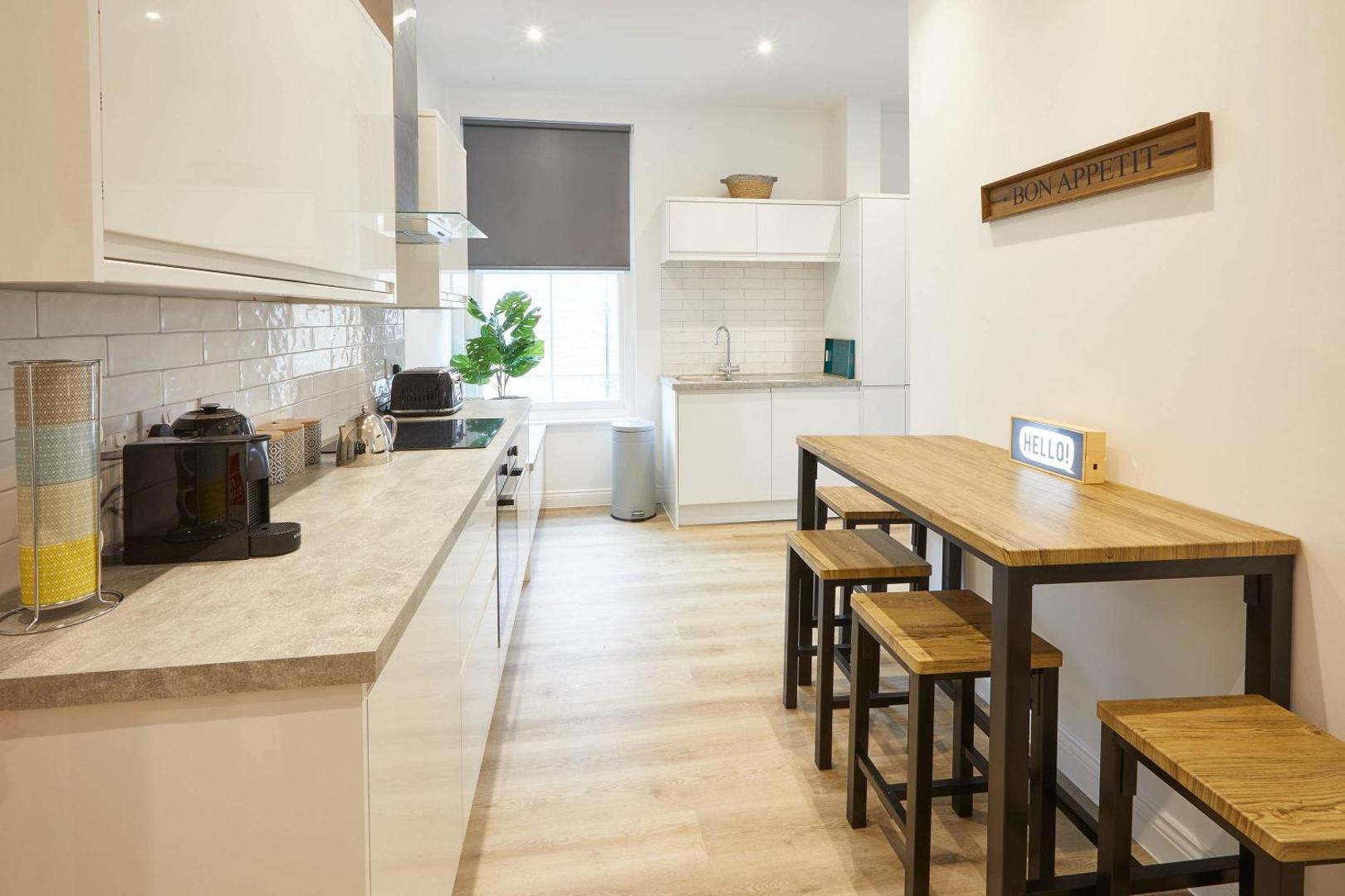 Photo 10 : Host & Stay - Cornerhouse Apartments
