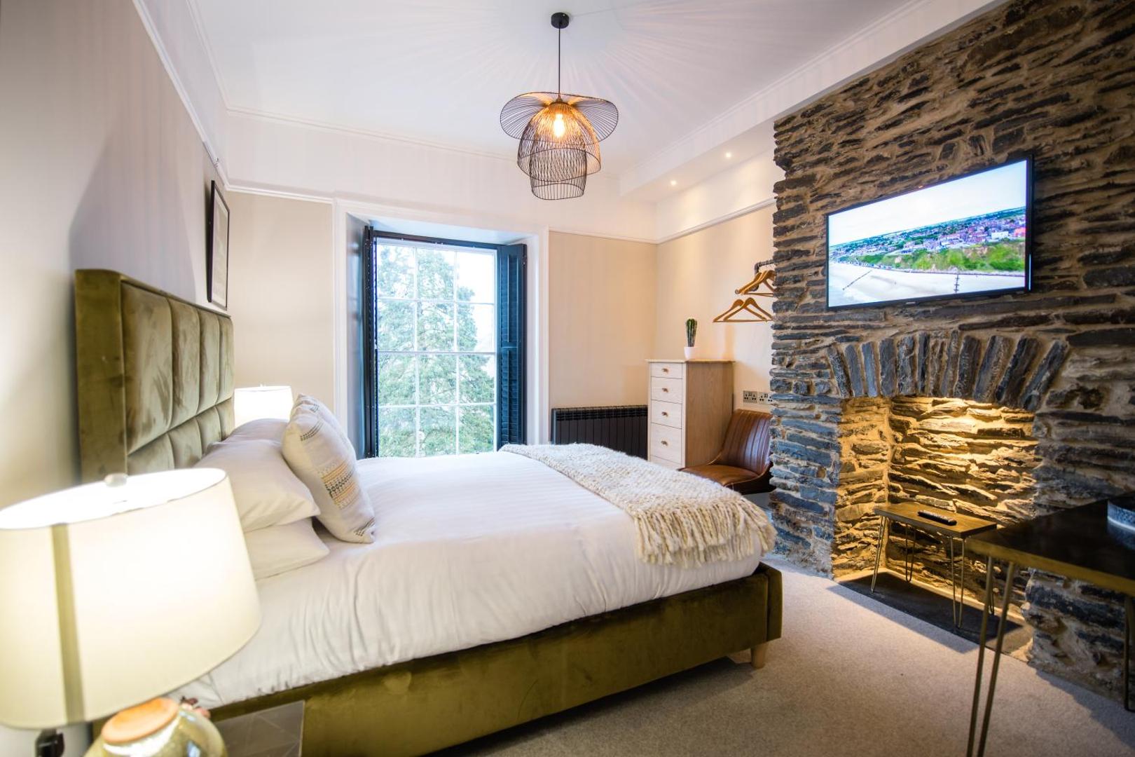 Photo 4 : Devils Falls at the Luxury Hafod Hotel Aberystwyth