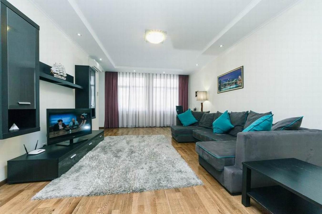 Billede 3: VIP in a new building near Lesi Ukrainki 7a