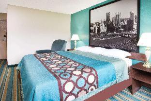 Foto 10: Super 8 by Wyndham Pittsburgh PA Airport-University Area